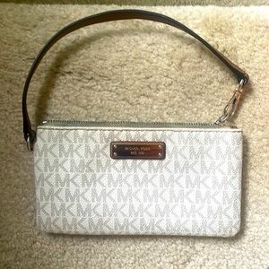 Michael Kors wristlet
